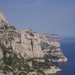 800px-vue_on_marseille_and_cassis_calanques
